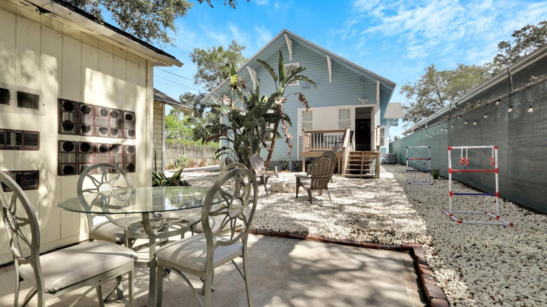 Beaches, Parks, Downtown, Trail, Breweries, Bikes, Gameroom Palm Harbor Exterior photo